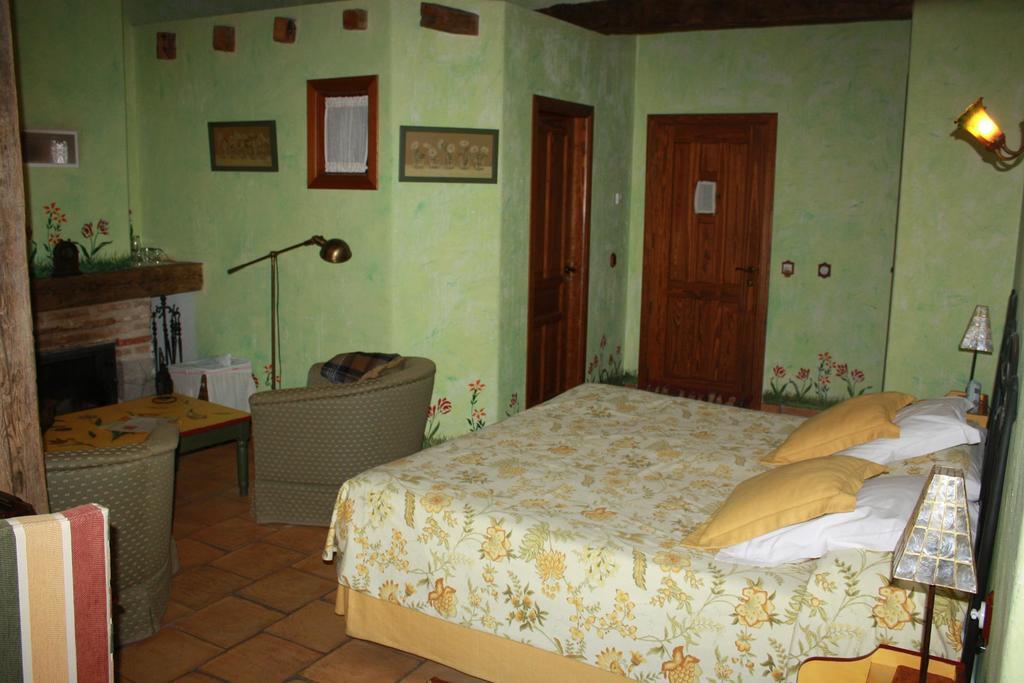 Posada Fuenteplateada Collado Hermoso Zewnętrze zdjęcie