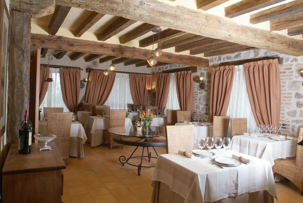 Posada Fuenteplateada Collado Hermoso Zewnętrze zdjęcie